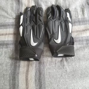 Nike football gloves